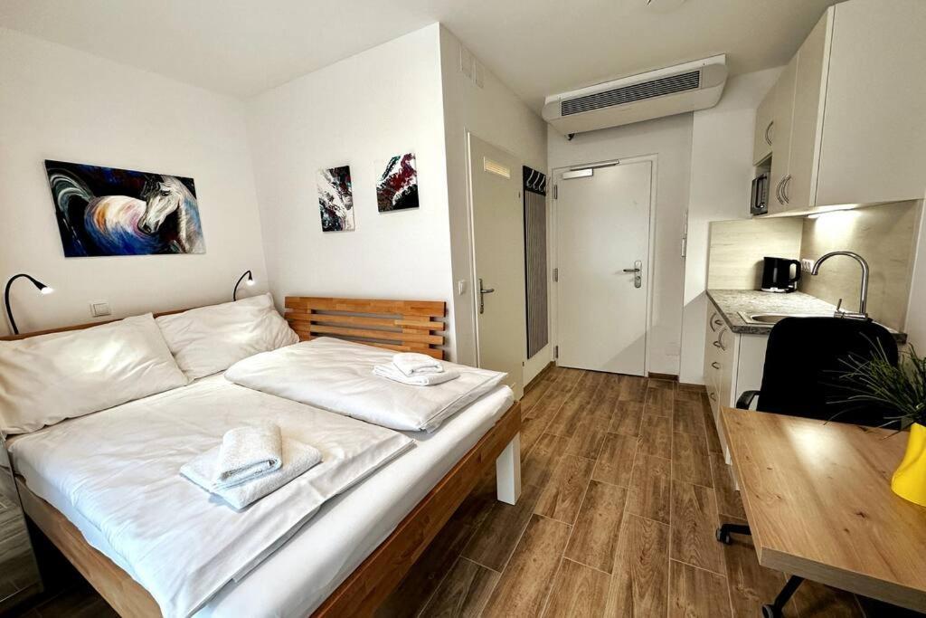 Ajo Apartments - Vetmed - Self-Check-In Відень Екстер'єр фото